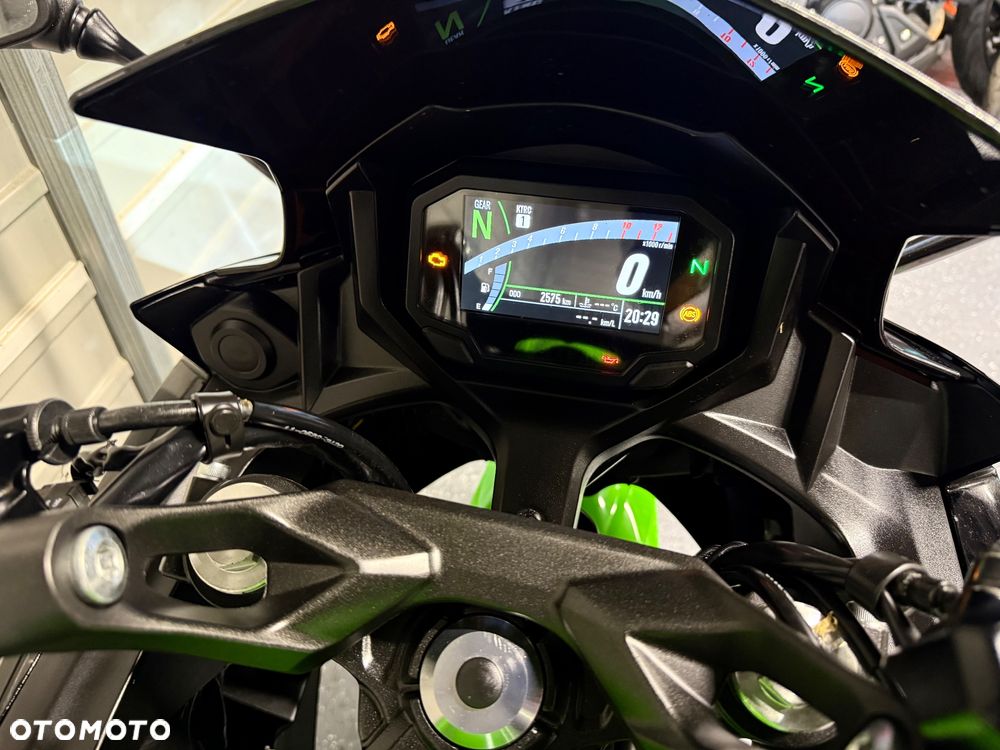 Kawasaki Ninja - 6