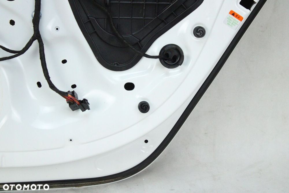 ORYGINALNE DRZWI PRAWY TYŁ AUDI A5 8T LIFT SPORTBACK LY9C - 10