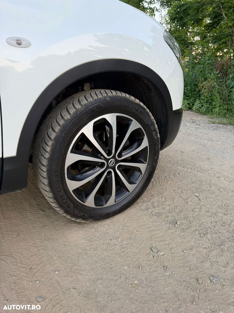 Nissan Qashqai 1.6 DCI Start/Stop Tekna - 12