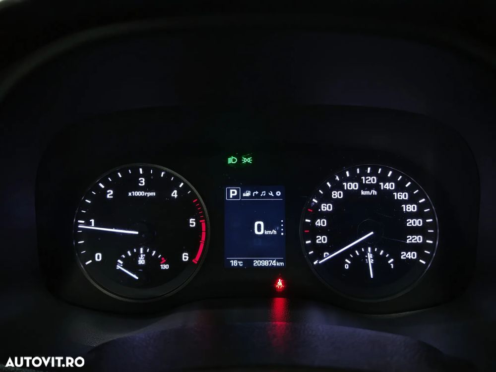 Hyundai Tucson blue 1.7 CRDi 2WD DCT Advantage - 22