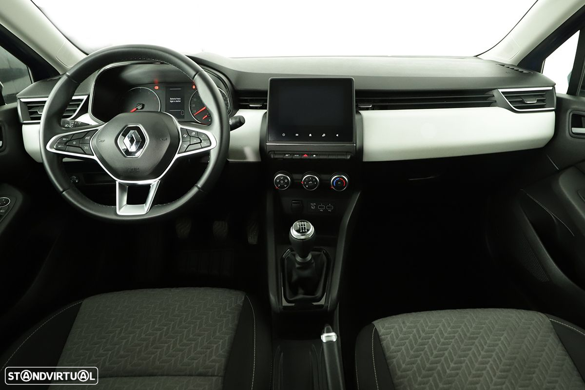 Renault Clio - 8