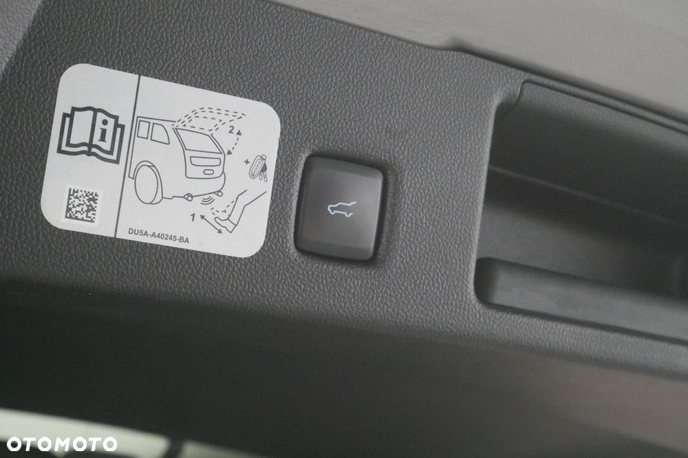 Ford Kuga - 17
