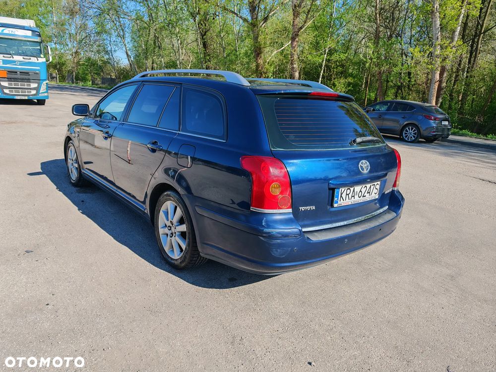 Toyota Avensis 2.0 D-4D Sol - 6