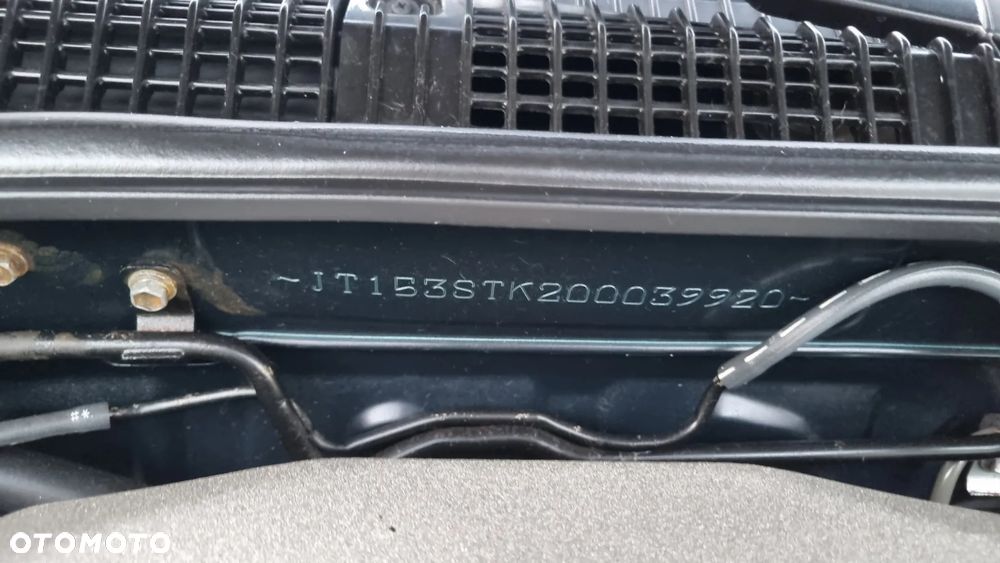 Toyota Carina - 6