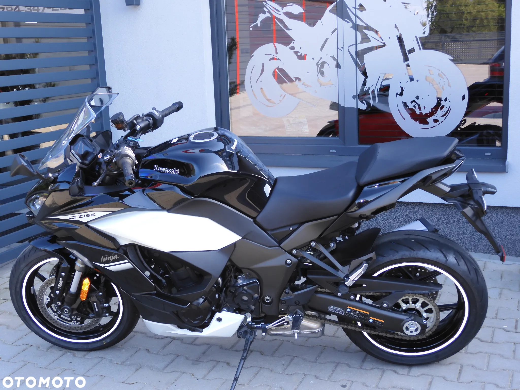 Kawasaki Ninja 1000 SX - 32
