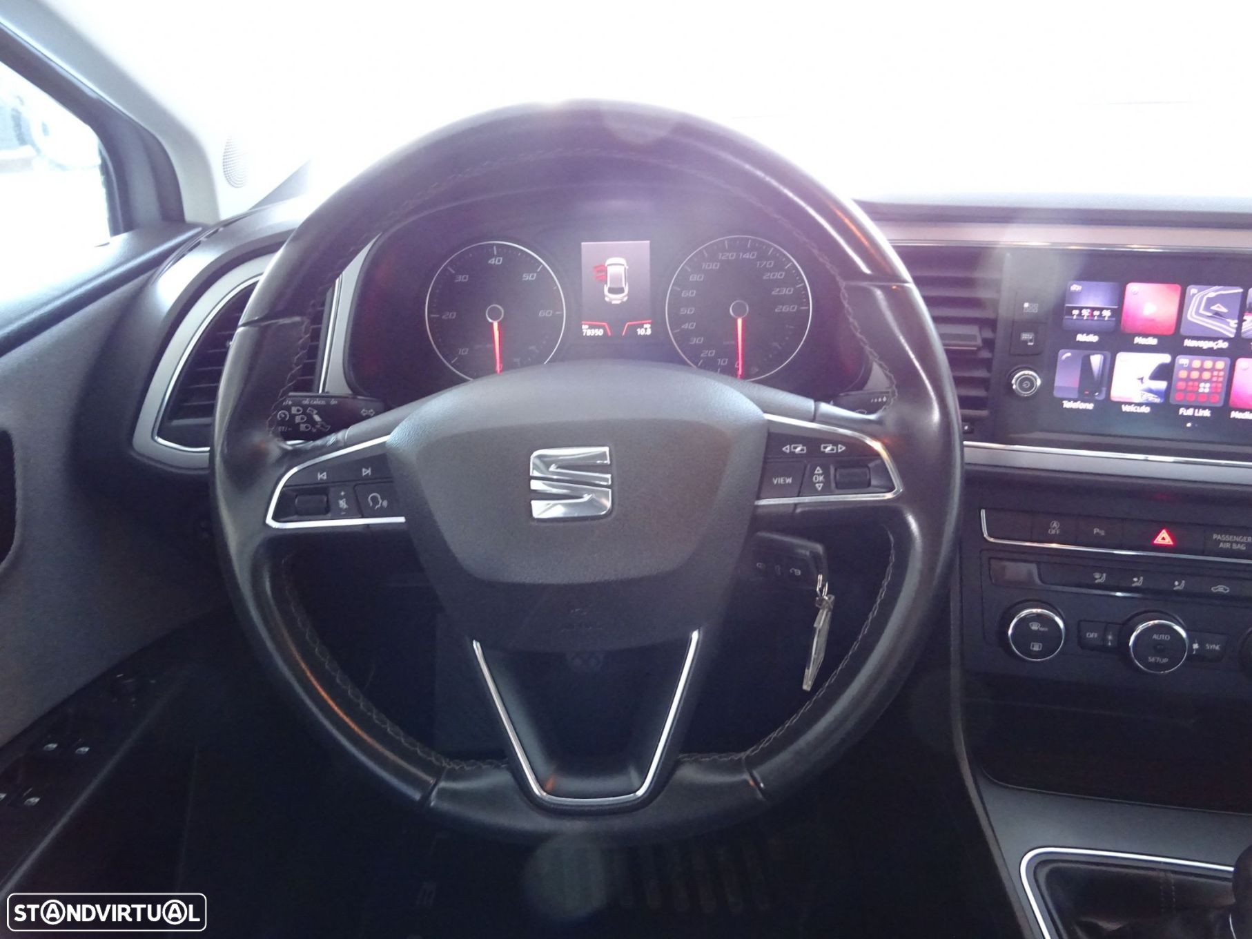 SEAT Leon ST 1.6 TDi Reference S/S - 12
