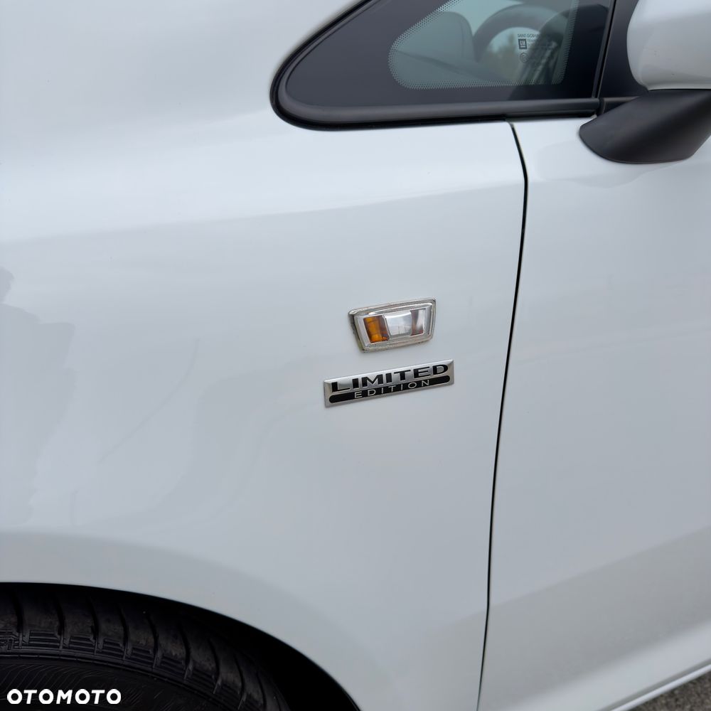 Opel Corsa 1.4 16V Color Edition - 33