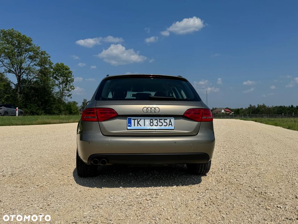 Audi A4 Avant 2.0 TDI - 6