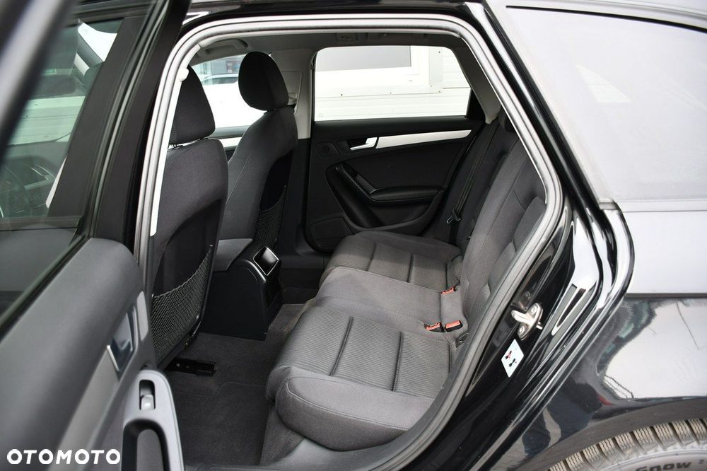 Audi A4 Avant 2.0 TDI - 29