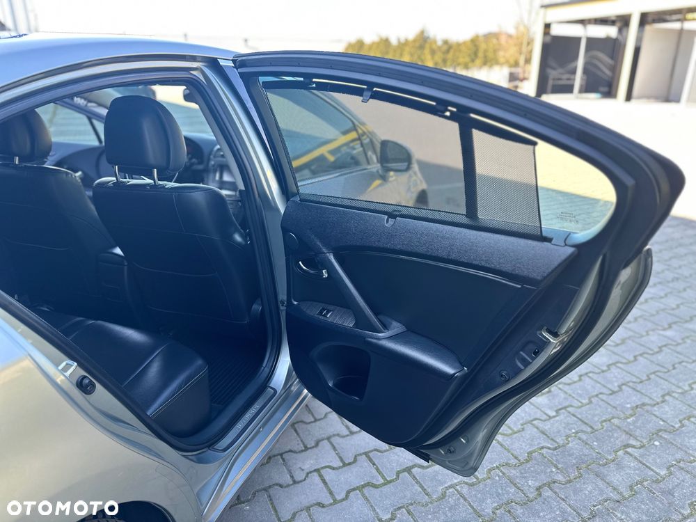 Toyota Avensis 2.2 D-4D Prestige Premium - 3