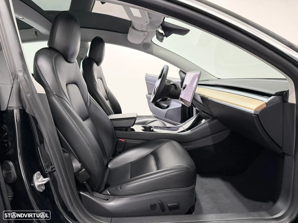 Tesla Model 3 Standard Range Plus RWD - 31