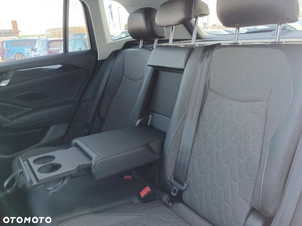 Volkswagen Tiguan - 16