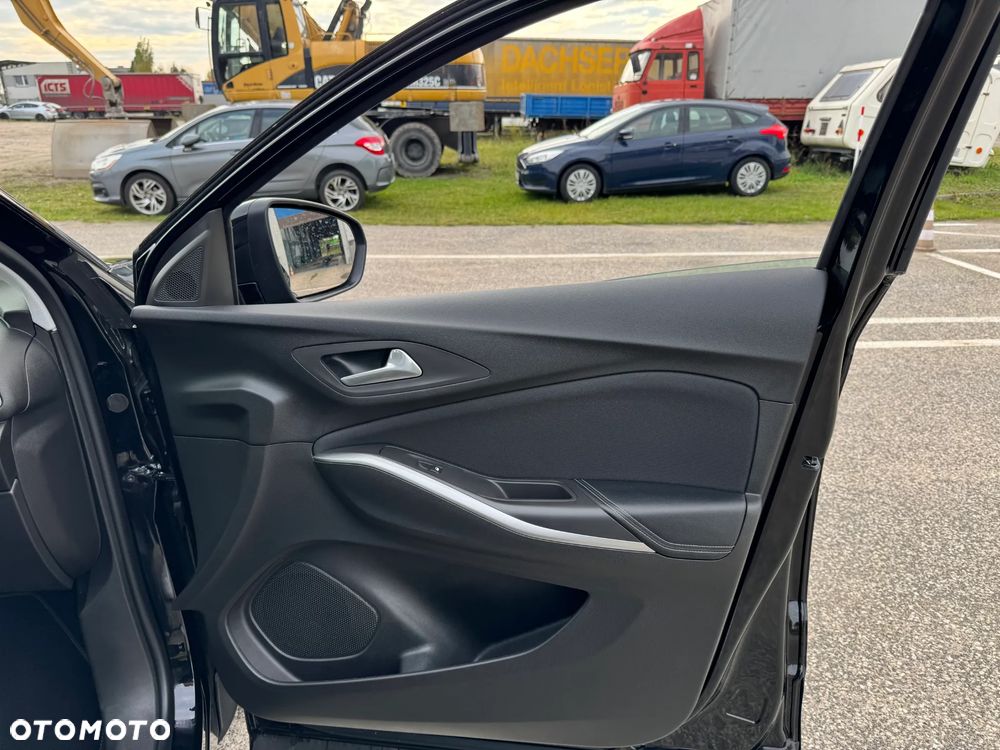 Opel Grandland X 1.2 Start/Stop Edition - 27