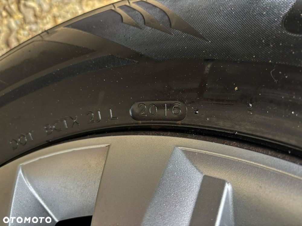 Hyundai ix35 2.0 CRDi 4WD Automatik Premium - 7