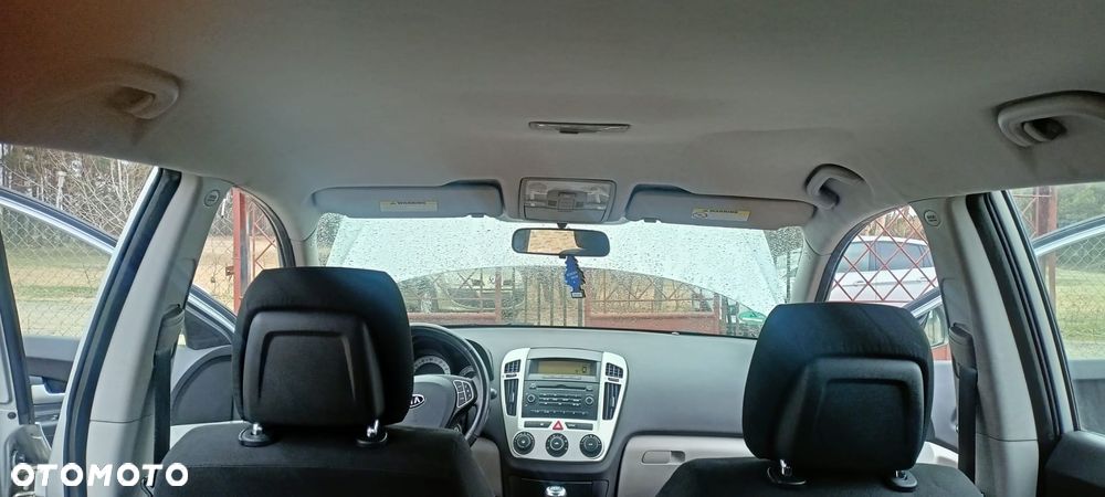 Kia Ceed 1.4 Comfort - 21