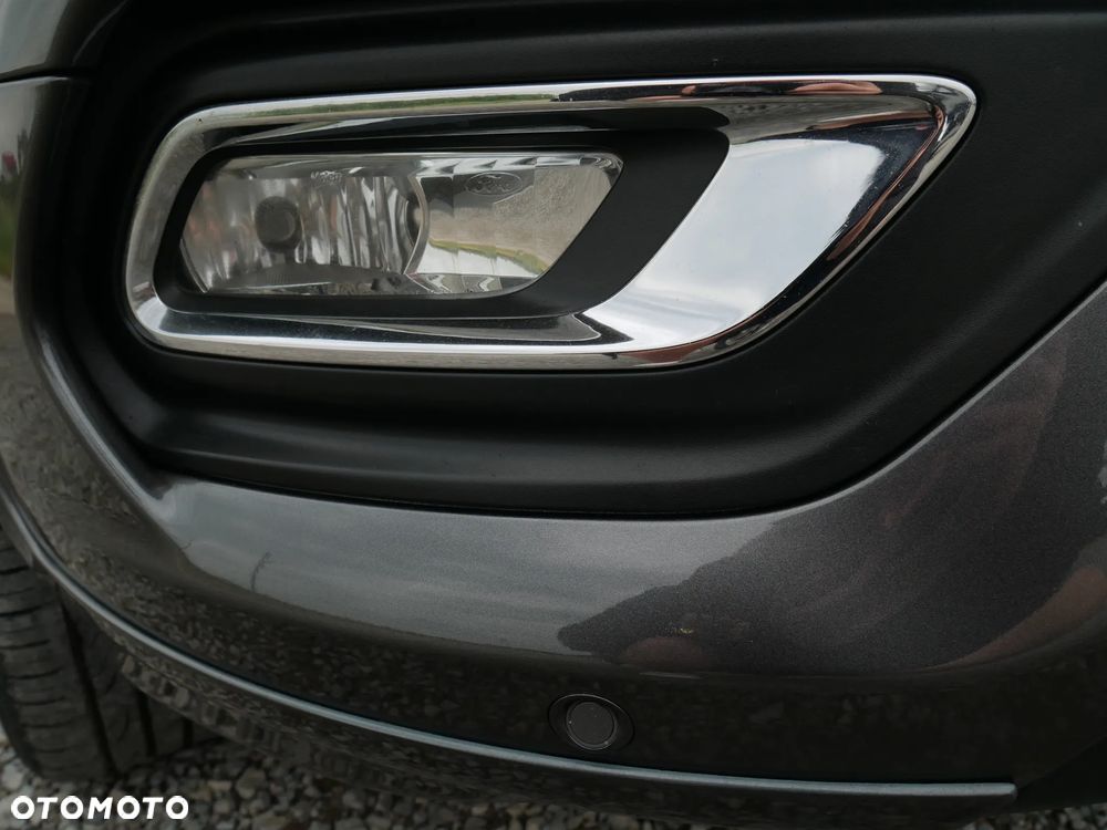 Ford Tourneo Custom 320 L2H1 VA Autm Titanium - 35