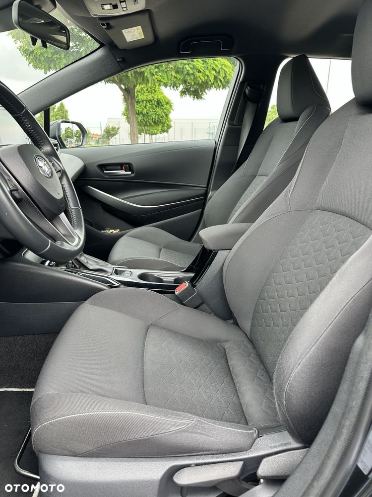 Toyota Corolla 1.8 Hybrid Comfort - 16