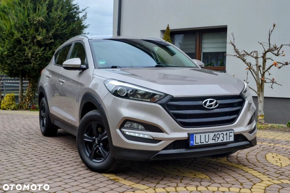 Hyundai Tucson blue 1.7 CRDi 2WD Advantage - 12