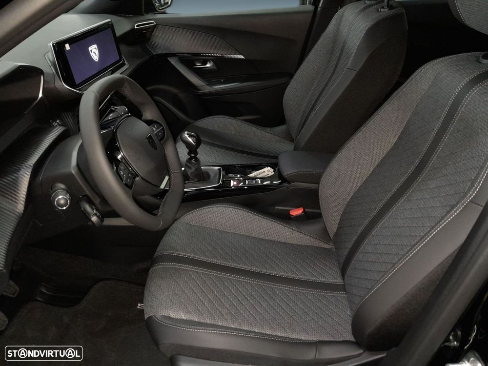 Peugeot 2008 1.2 PureTech Allure - 11