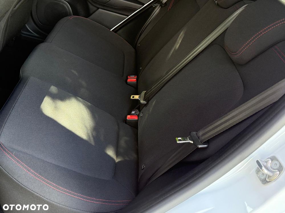 Ford Fiesta - 21