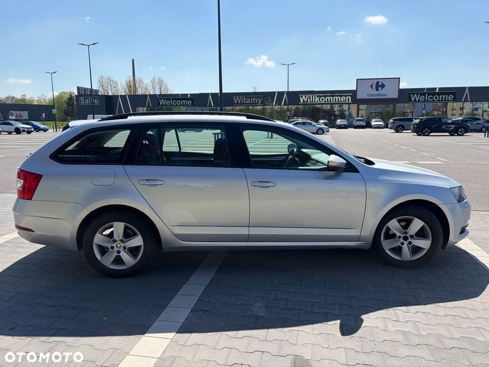 Skoda Octavia - 4