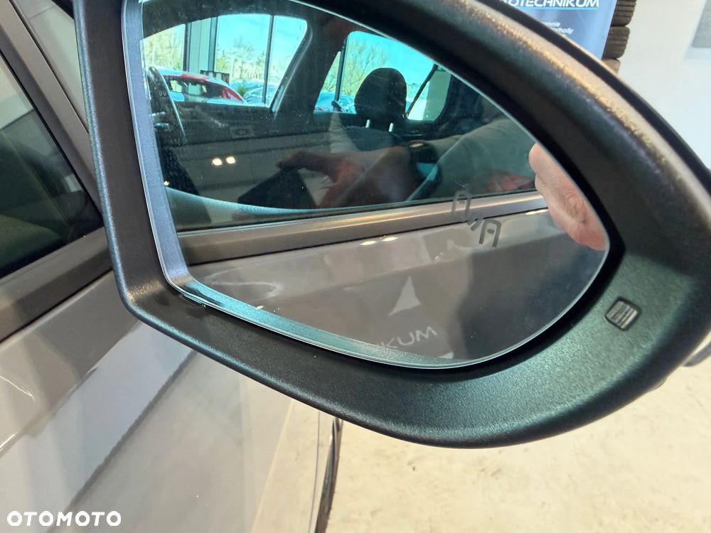 Volkswagen Golf GTI TCR 2.0 TSI OPF DSG - 13