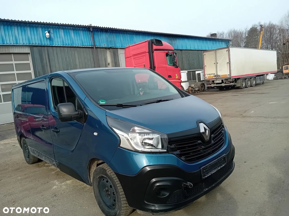 Renault Trafic - 2