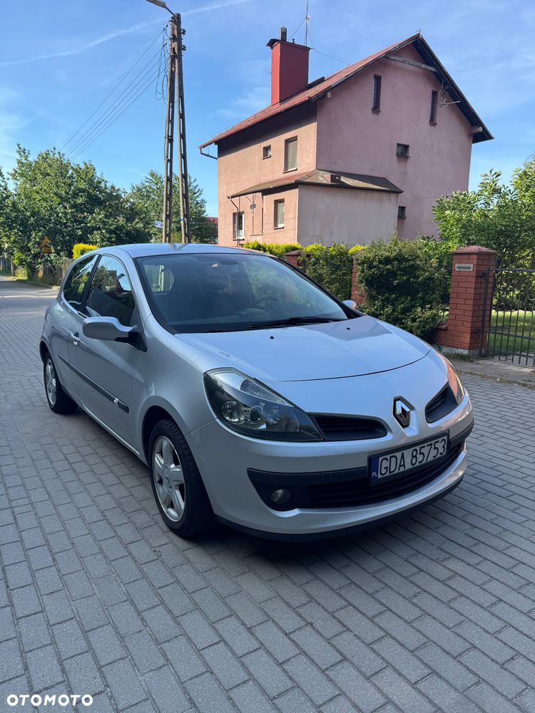 Renault Clio 1.6 16V Extreme - 1