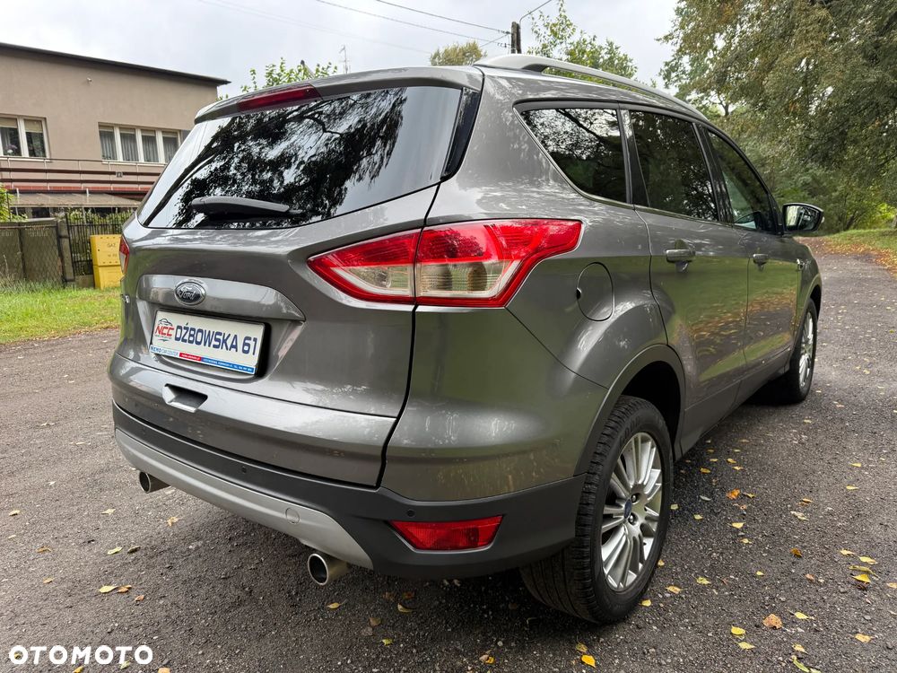 Ford Kuga 2.0 TDCi 2x4 Titanium - 9