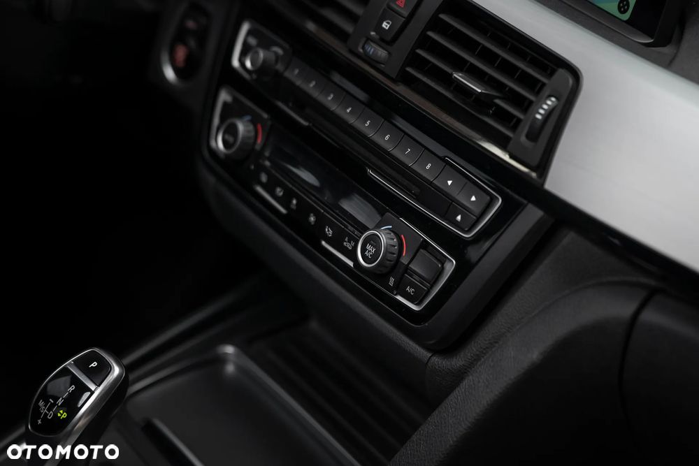 BMW Seria 4 430i Gran Coupe Sport Line - 25