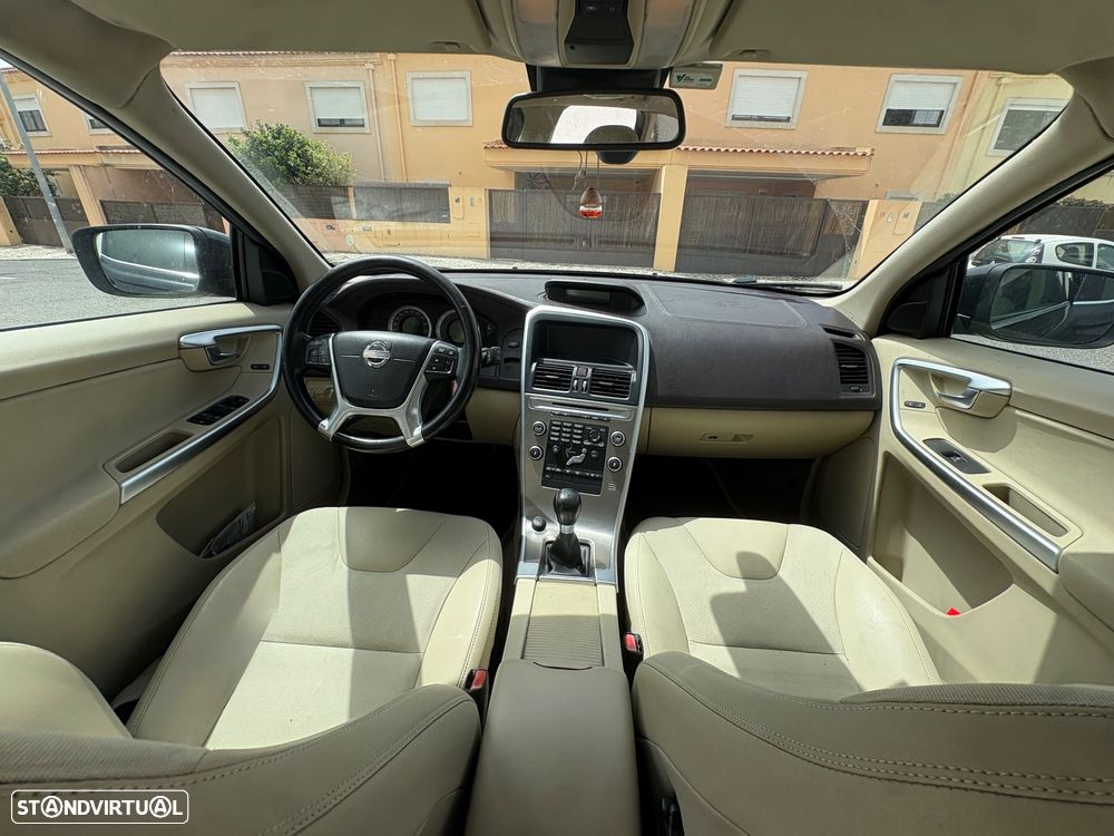 Volvo XC 60 2.0 D3 Drive Momentum - 5