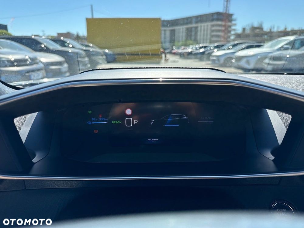 Peugeot 2008 54kWh GT - 17