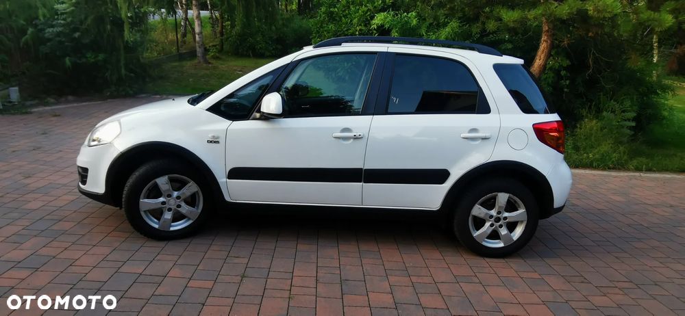 Suzuki SX4 2.0 DDiS 4x4 Style - 5