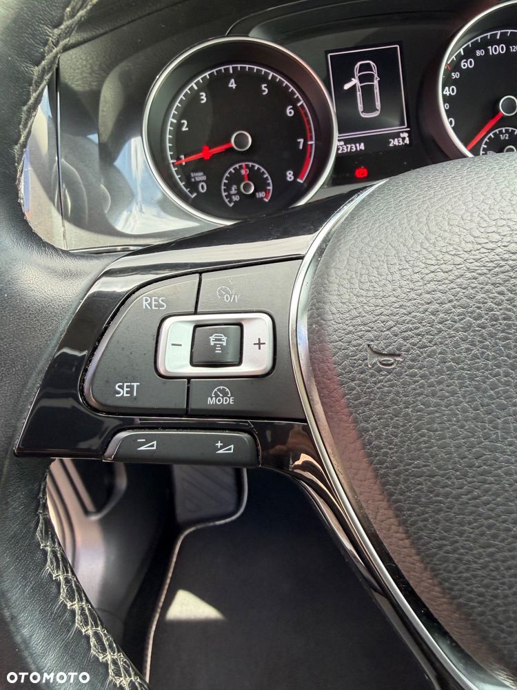 Volkswagen Golf Variant 1.5 TSI BMT Highline - 20