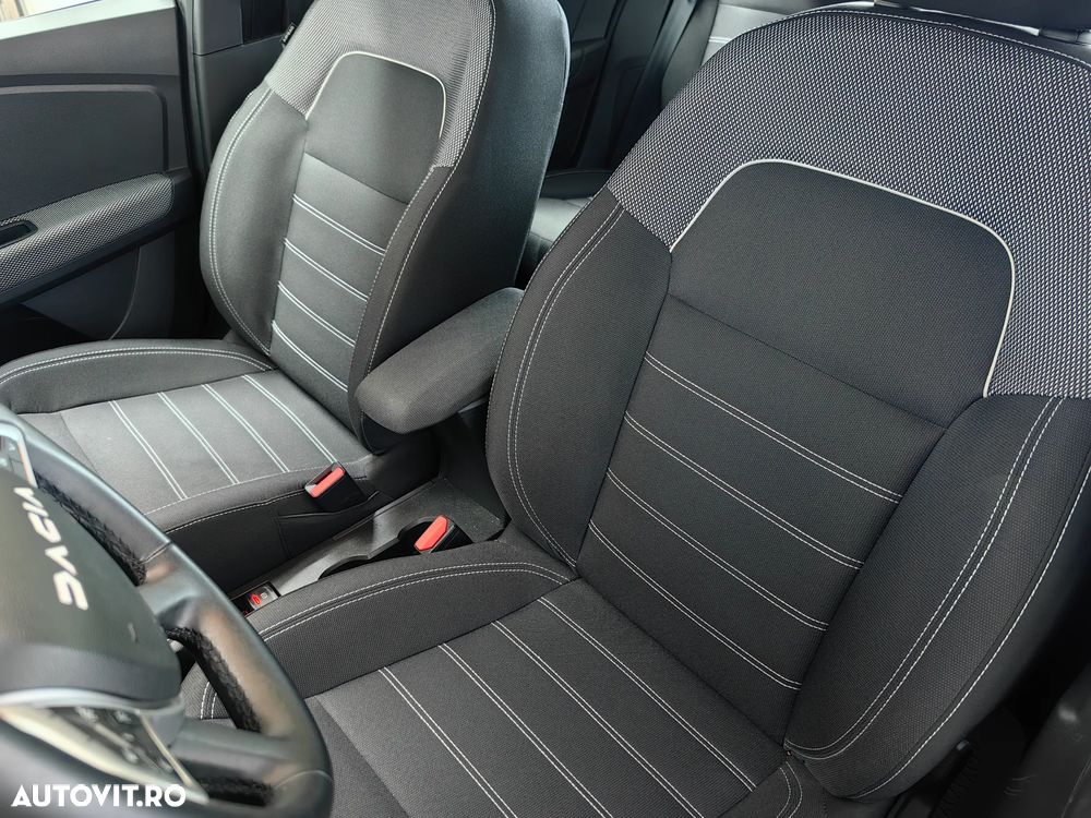 Dacia Logan TCe 90 CVT Prestige - 11