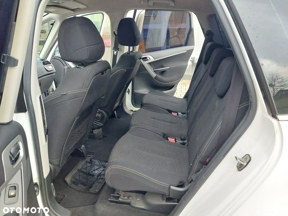 Citroën C4 Picasso - 11