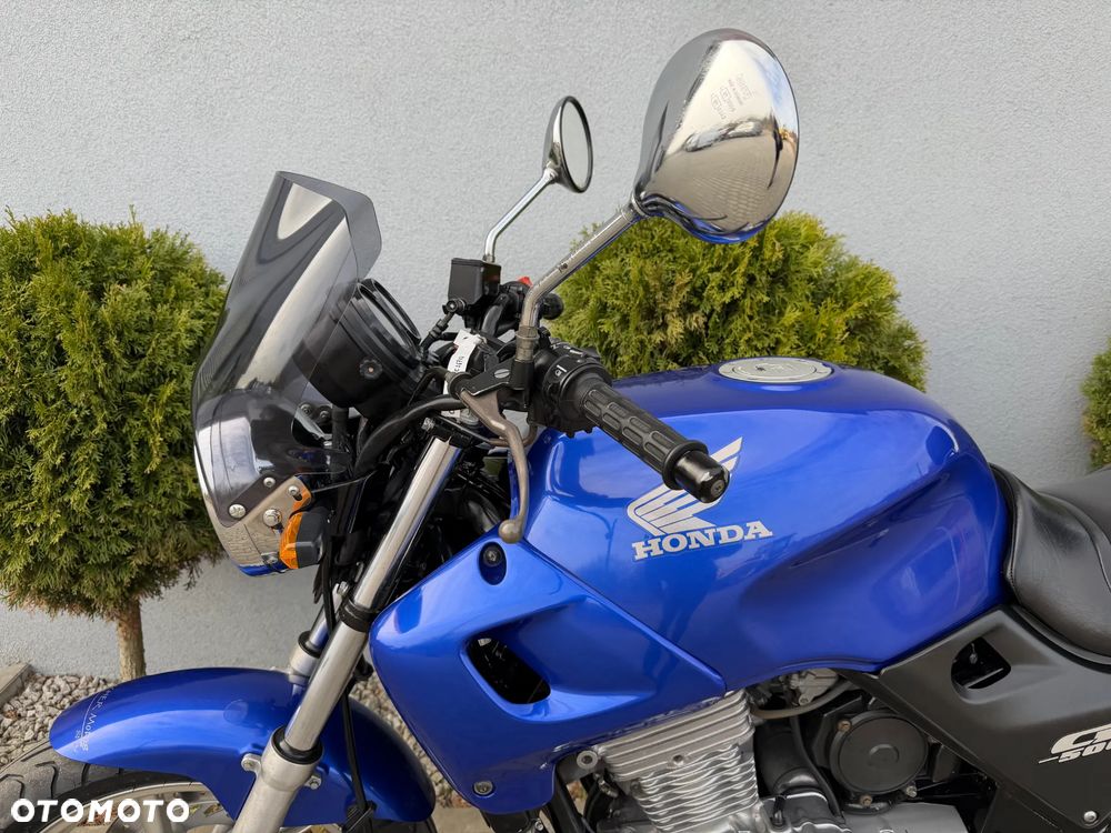 Honda CB - 32