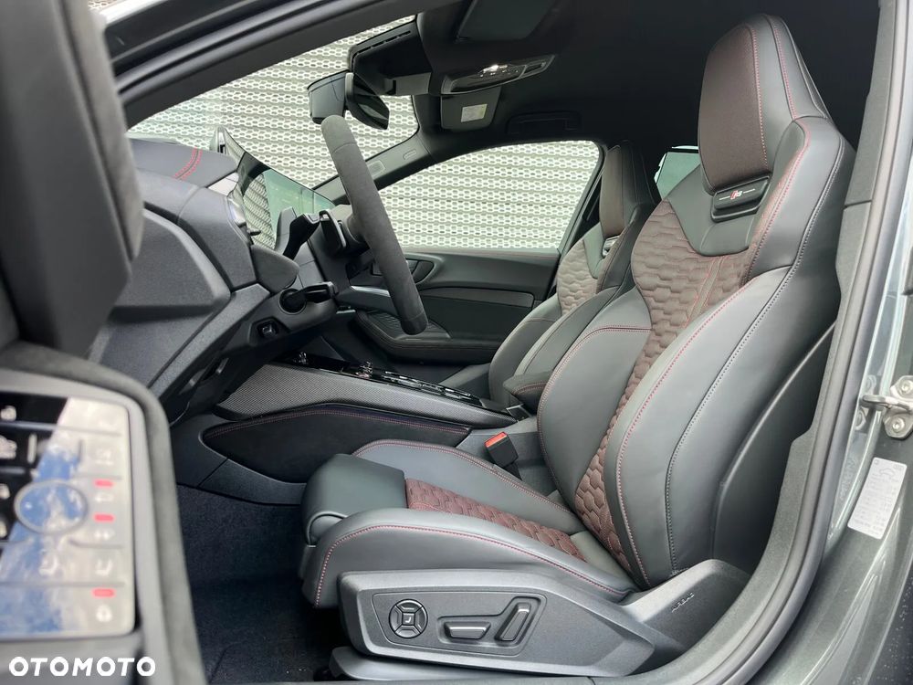 Audi RS5 Avant - 29