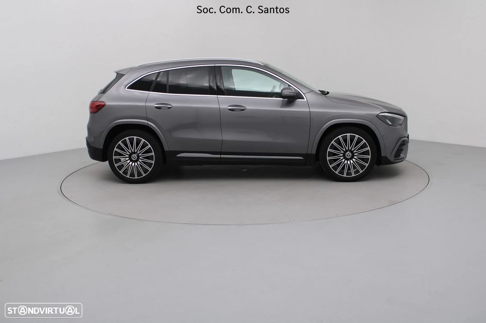 Mercedes-Benz GLA 200 AMG Line - 8