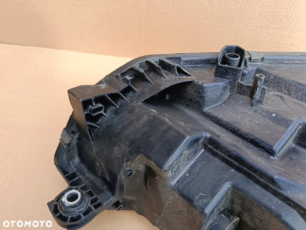 Full Led lewy Skoda Octavia IV 4 lampa lewa 5E4941015 połled - 5