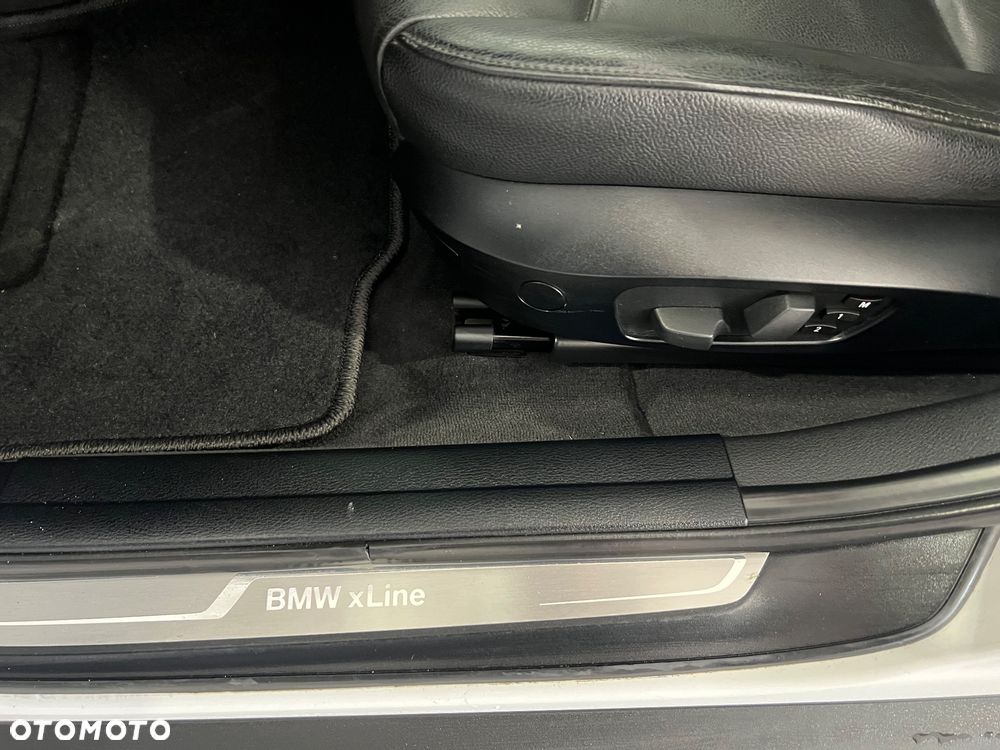 BMW X1 sDrive18d Sport Line - 17