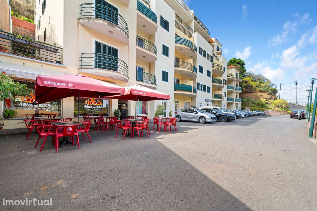 Venda de Espaço Comercial - Grande Potencial de Investimento no Centro - Grande imagem: 2/12