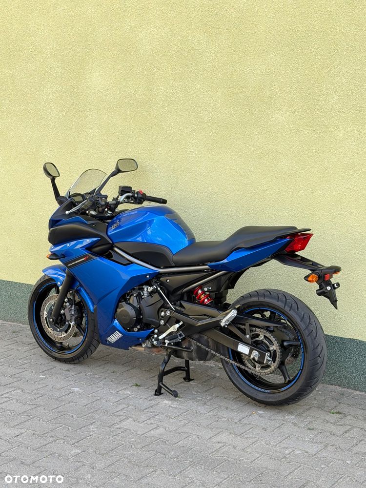 Yamaha XJ - 18