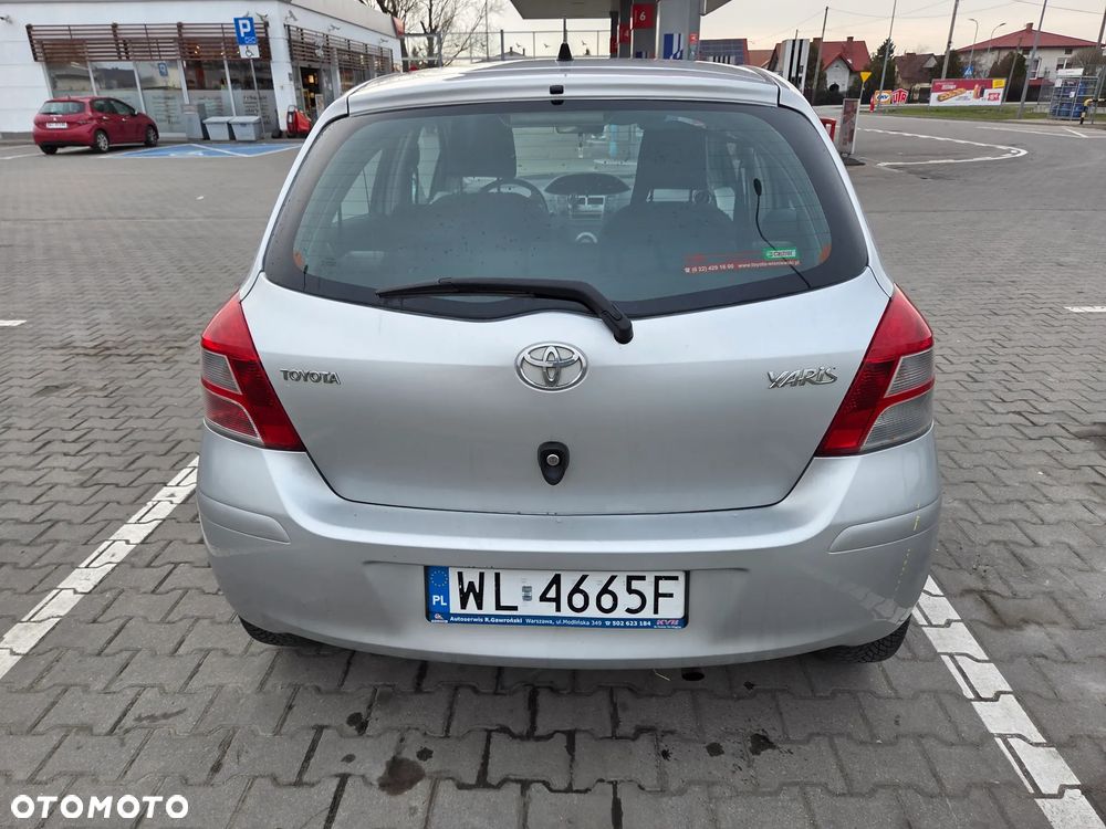 Toyota Yaris 1.33 2010 - 5