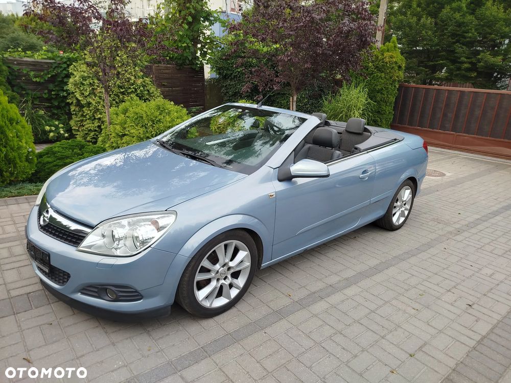 Opel Astra 1.8 Cosmo - 1