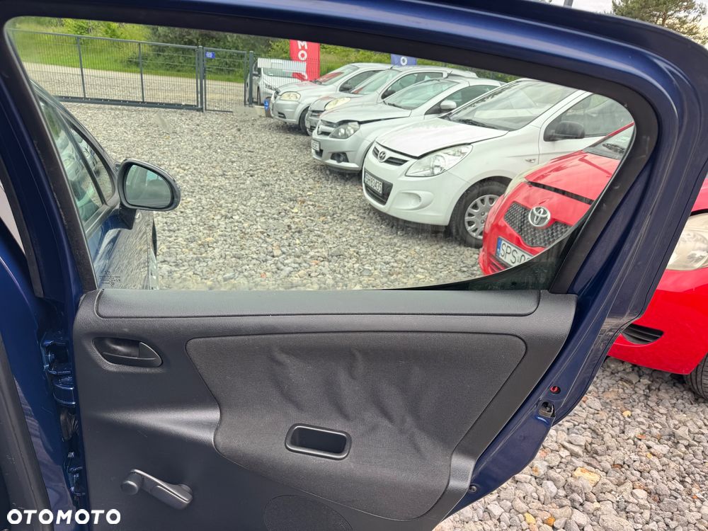 Peugeot 207 1.4 HDi Trendy - 14