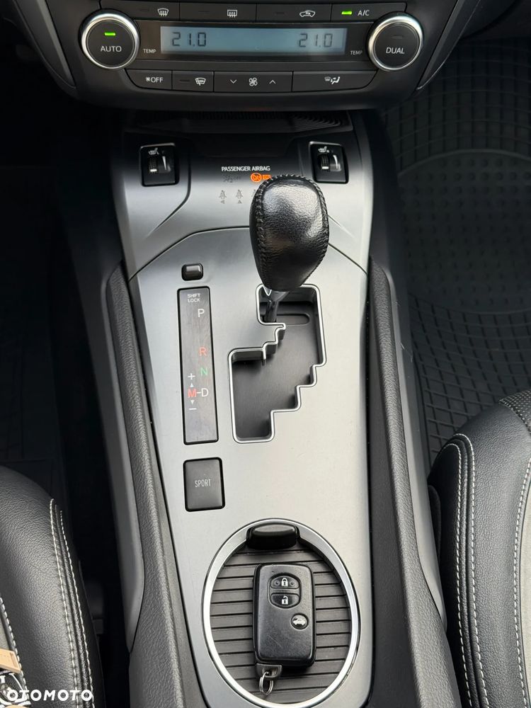 Toyota Avensis 2.0 Prestige MS - 13