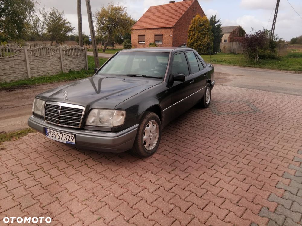 Mercedes-Benz Klasa E - 1