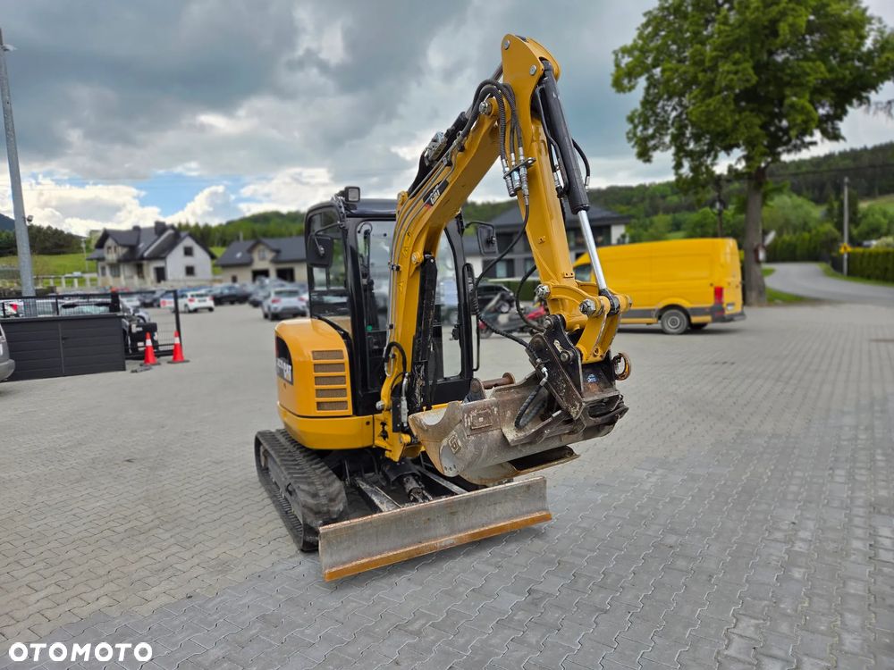 Caterpillar 302.7 CR - 4