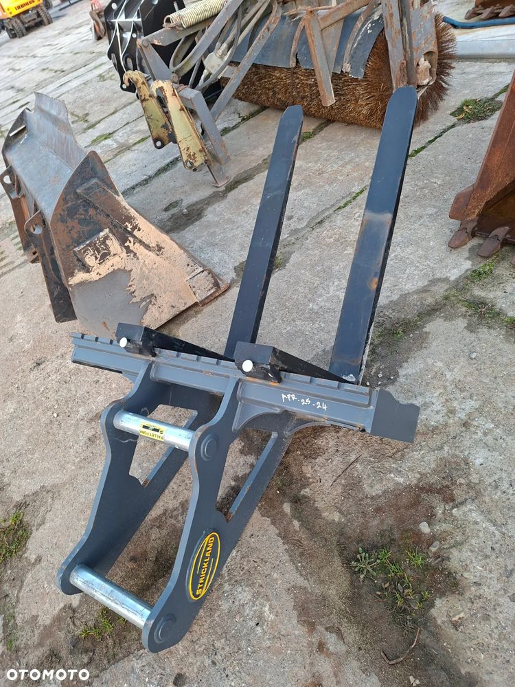 Widły do koparki s60